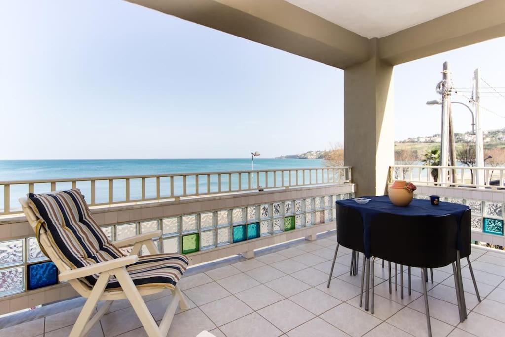 Вилла La Casa Sul Mare Аньоне-Баньи Экстерьер фото